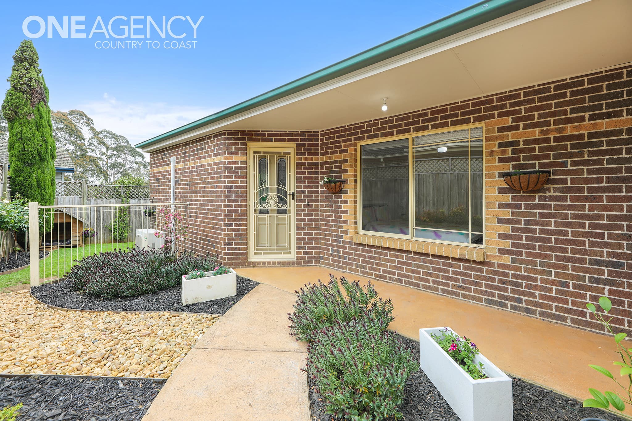 2/7 Edgerton Street, Warragul, Warragul - Image 1