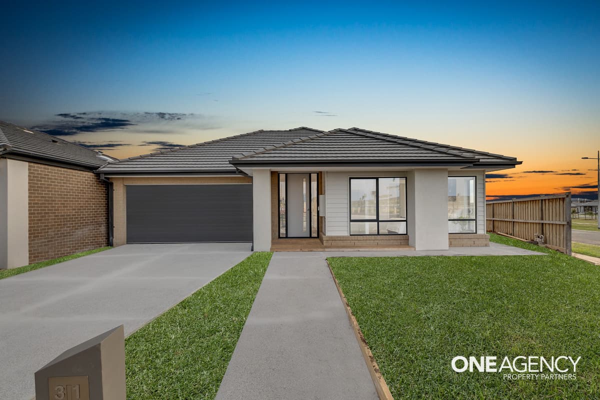 31 Generation Crescent, Mambourin, Mambourin - Image 1