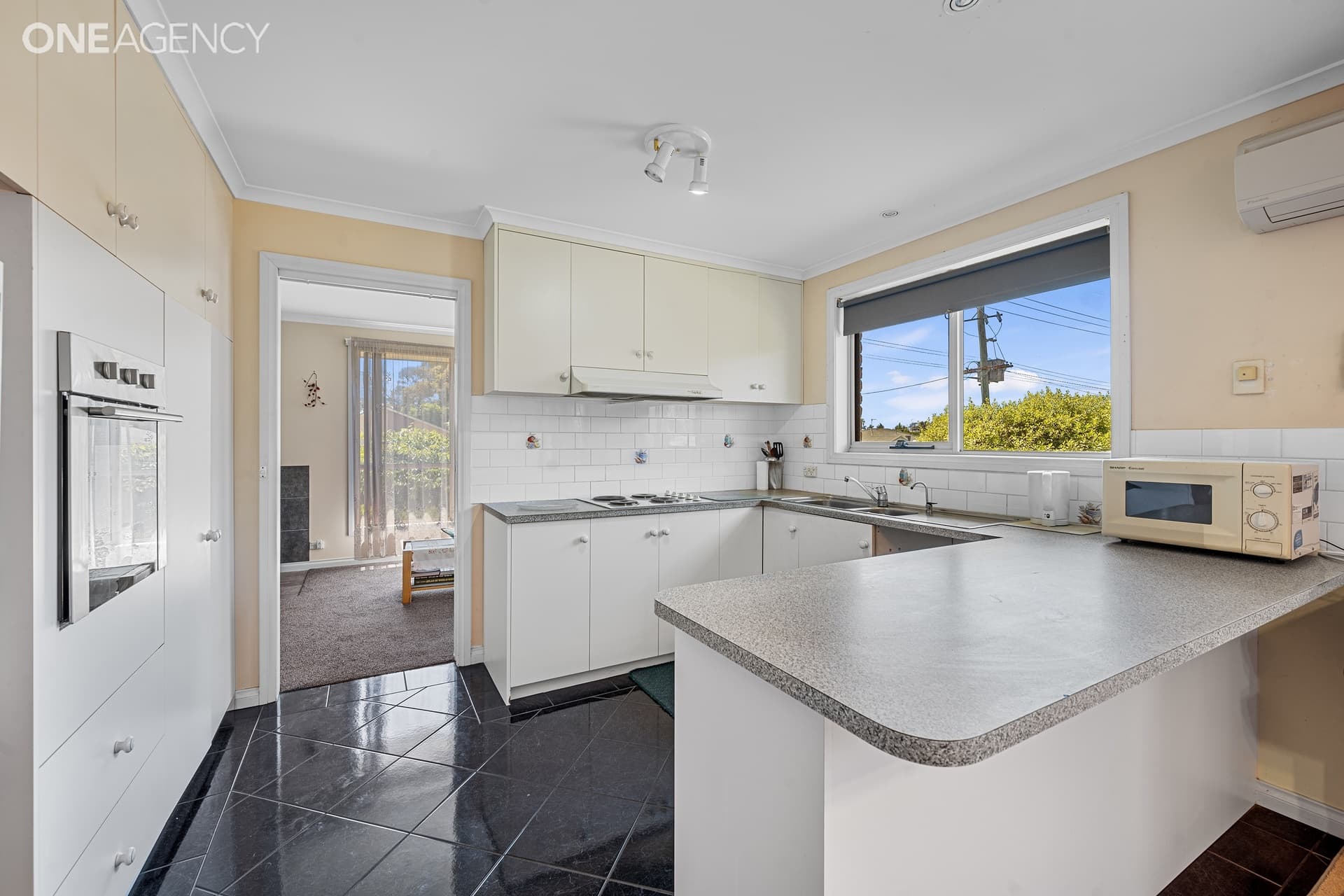 25 Tugrah Road, Stony Rise, Stony Rise - Thumbnail 2