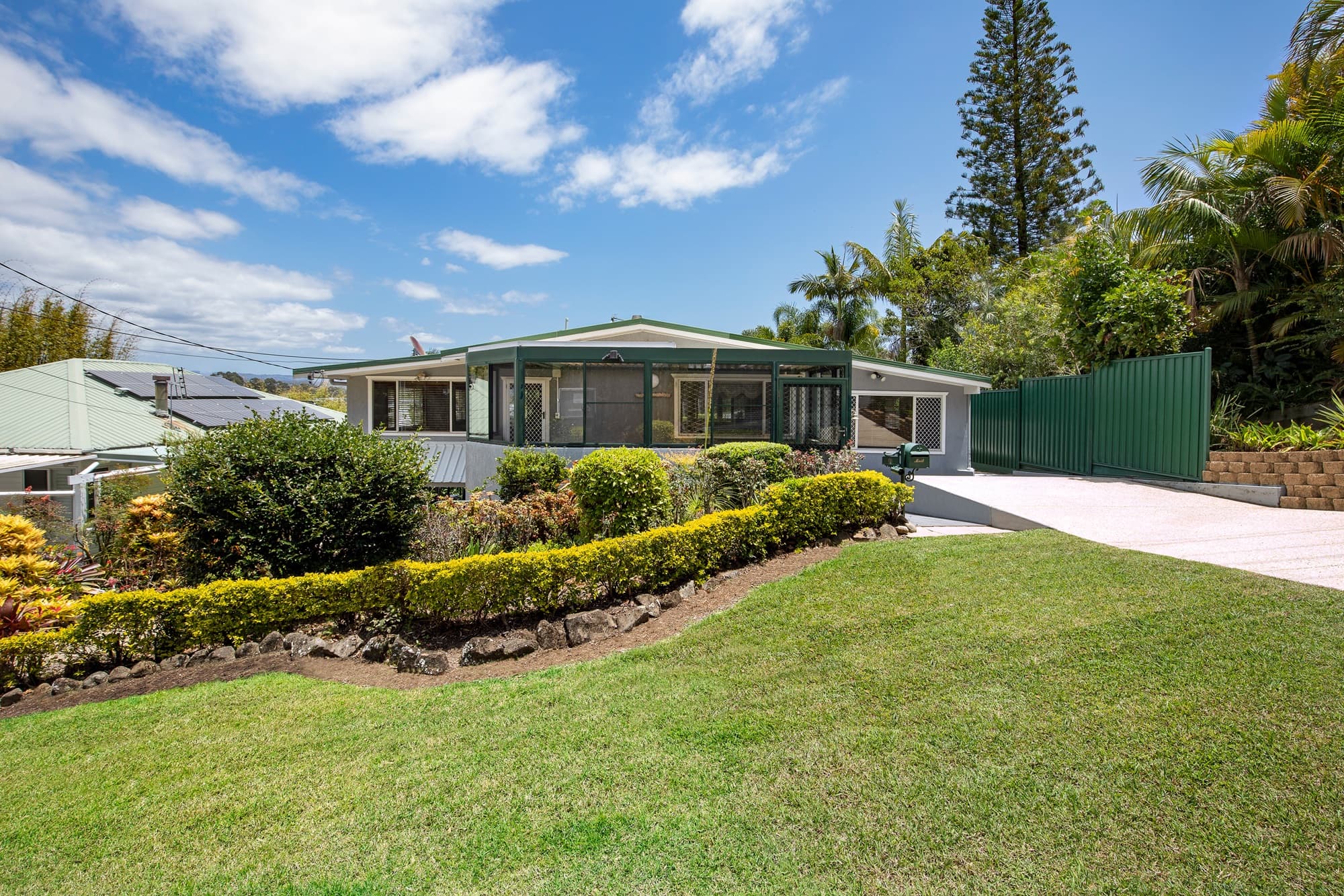6 Wairoo Street, Burleigh Heads, Burleigh Heads - Image 1