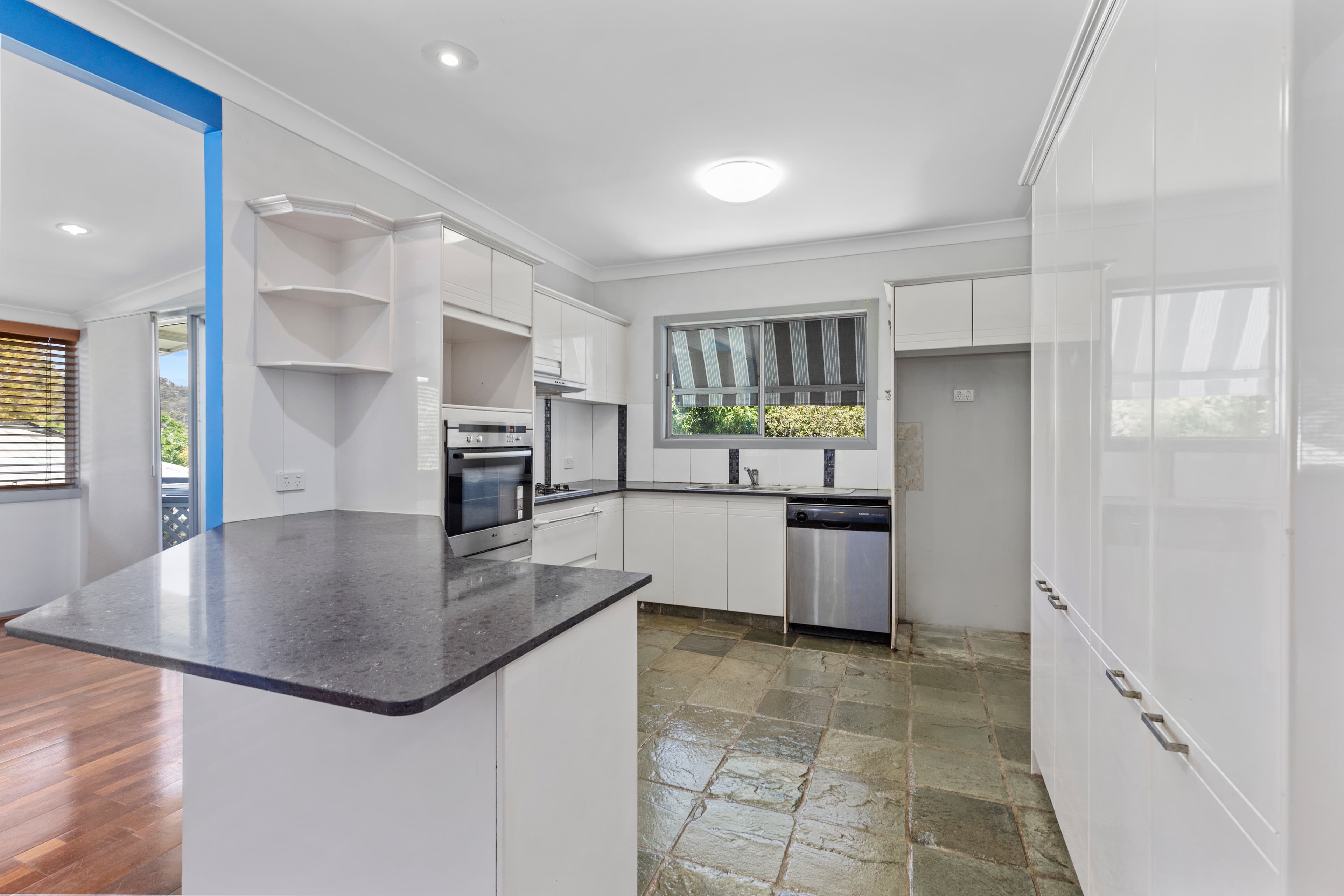 6 Wairoo Street, Burleigh Heads, Burleigh Heads - Thumbnail 6