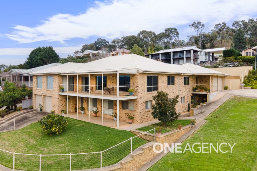 39 HENWOOD Avenue, Kooringal, Kooringal - Thumbnail 2