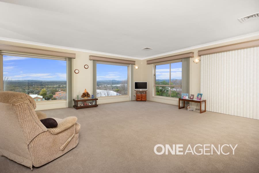 39 HENWOOD Avenue, Kooringal, Kooringal - Thumbnail 5