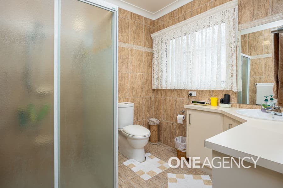 39 HENWOOD Avenue, Kooringal, Kooringal - Thumbnail 8