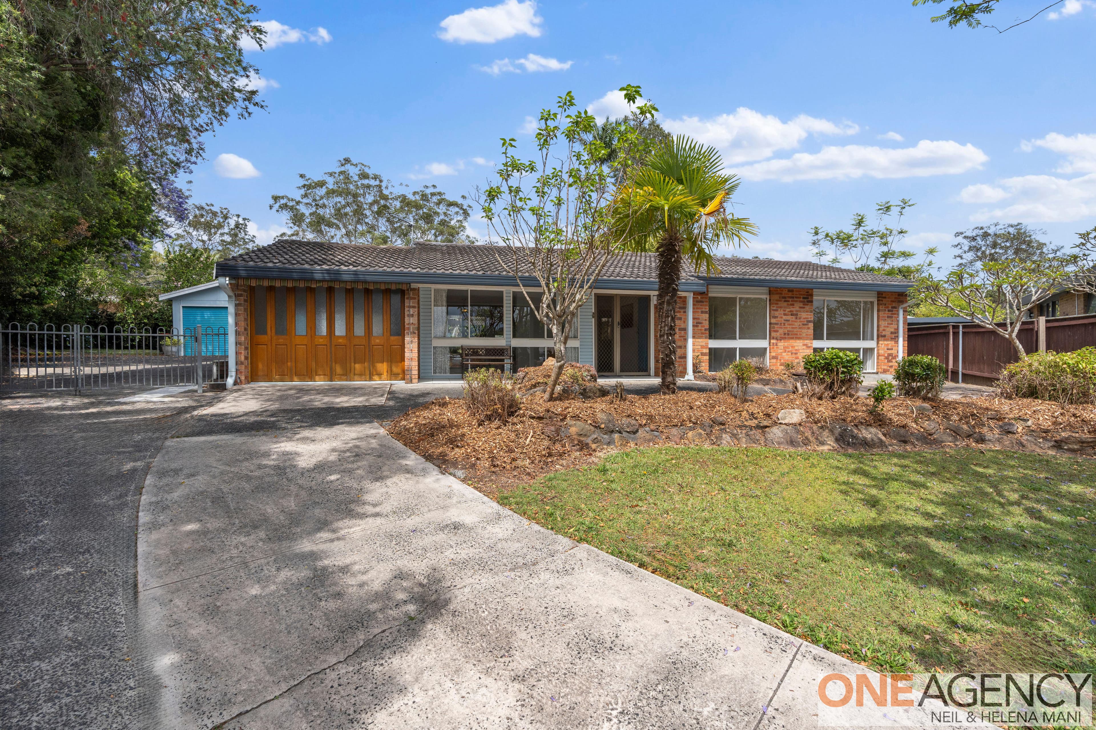 10 Shoreview Close, Point Clare, Point Clare - Thumbnail 2
