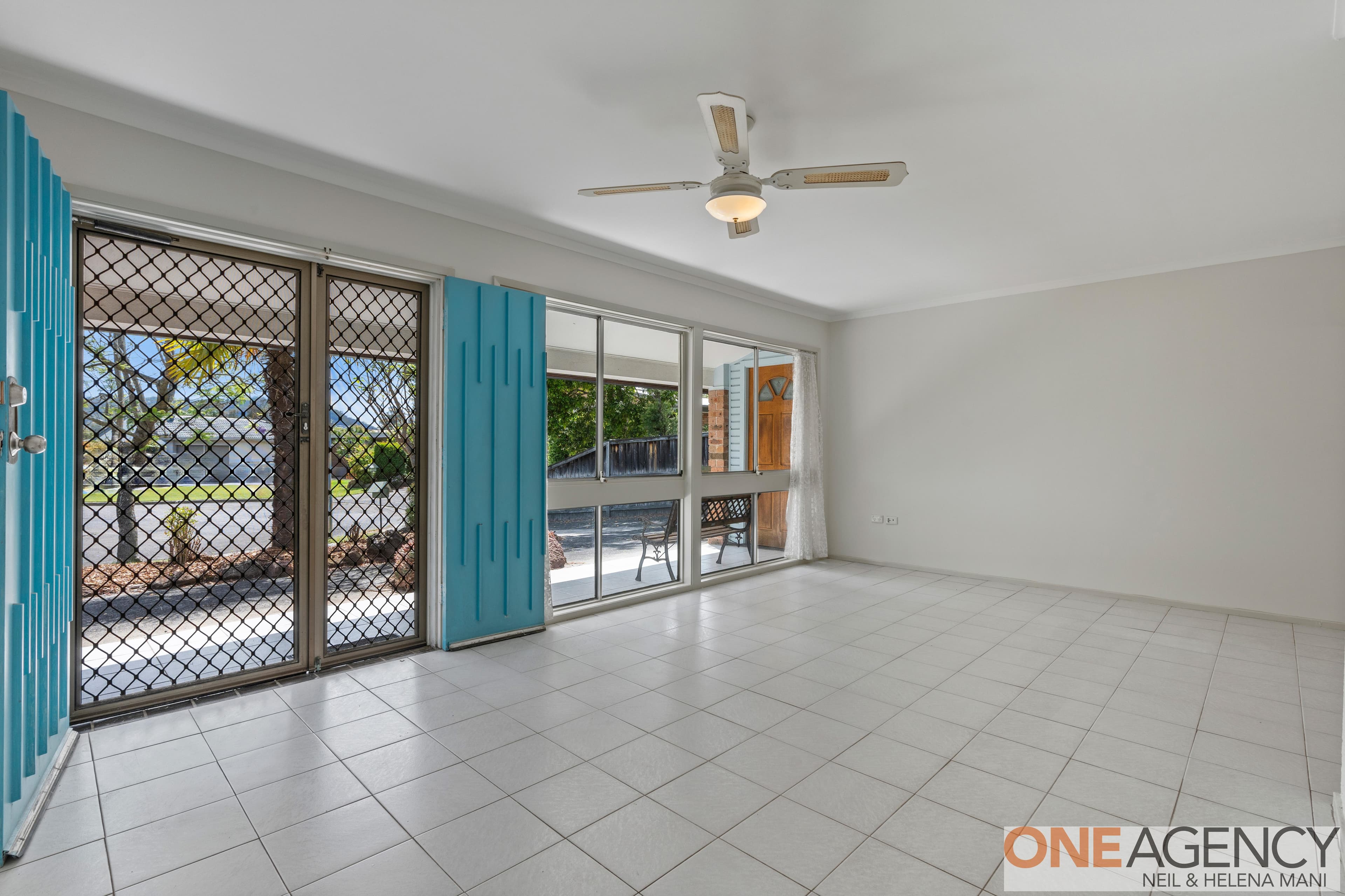 10 Shoreview Close, Point Clare, Point Clare - Thumbnail 4