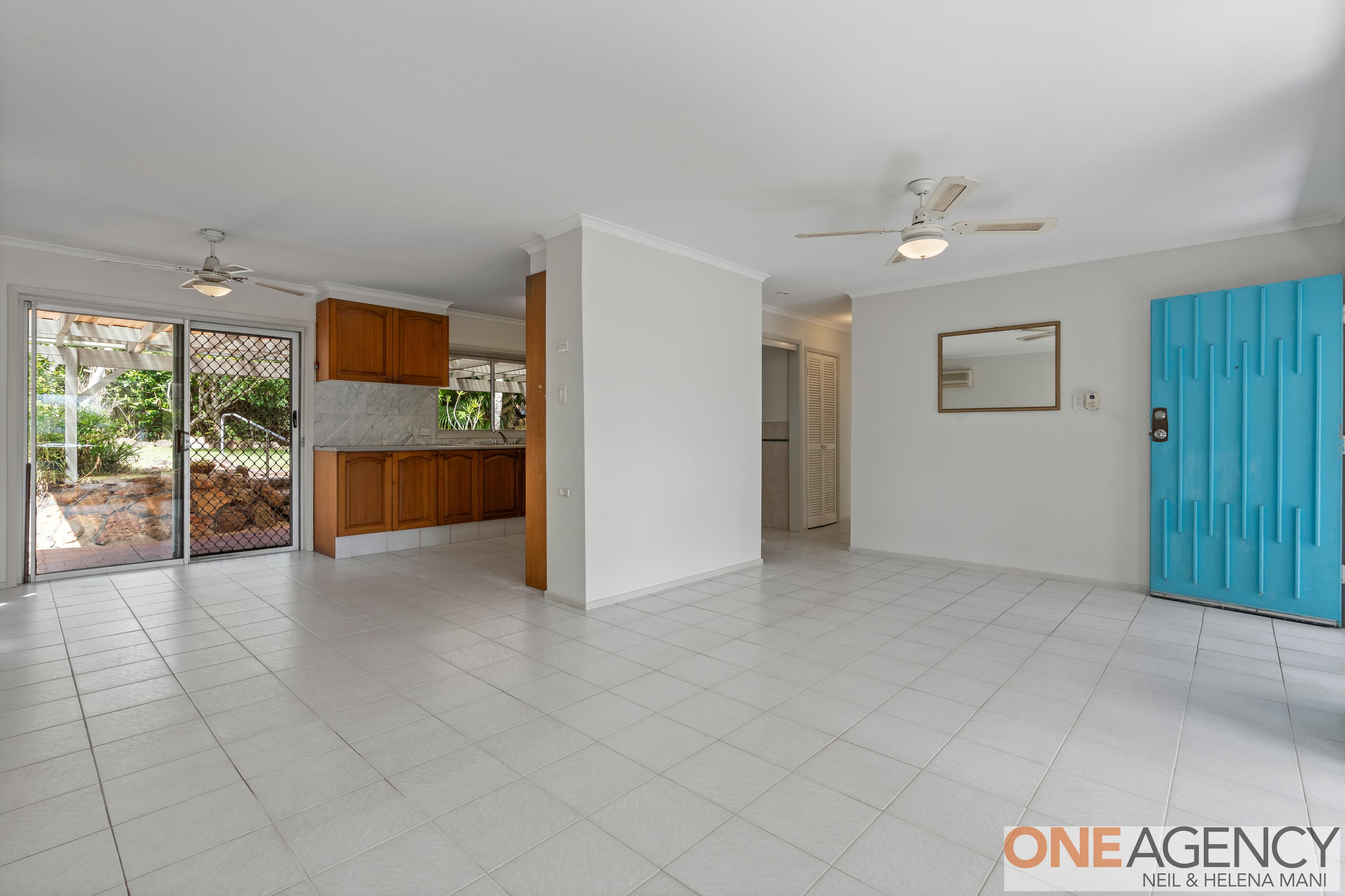 10 Shoreview Close, Point Clare, Point Clare - Thumbnail 5