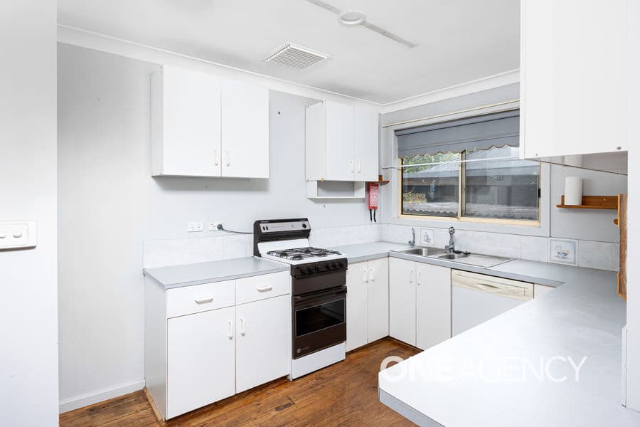 14 CONDON Avenue, Mount Austin, Mount Austin - Thumbnail 3