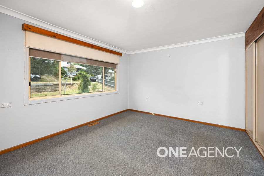14 CONDON Avenue, Mount Austin, Mount Austin - Thumbnail 4