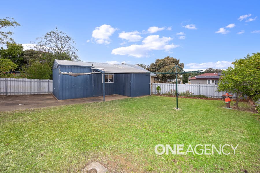 14 CONDON Avenue, Mount Austin, Mount Austin - Thumbnail 8