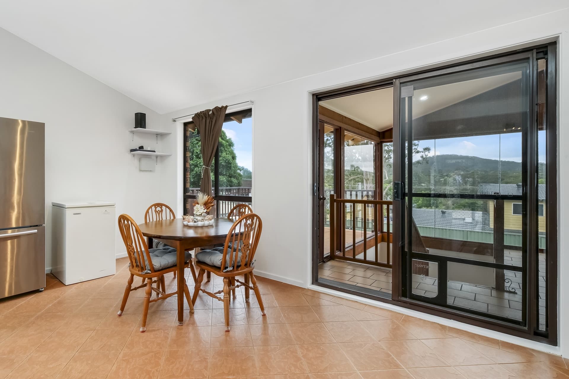62 Holcombe Avenue, Narara, Narara - Thumbnail 4