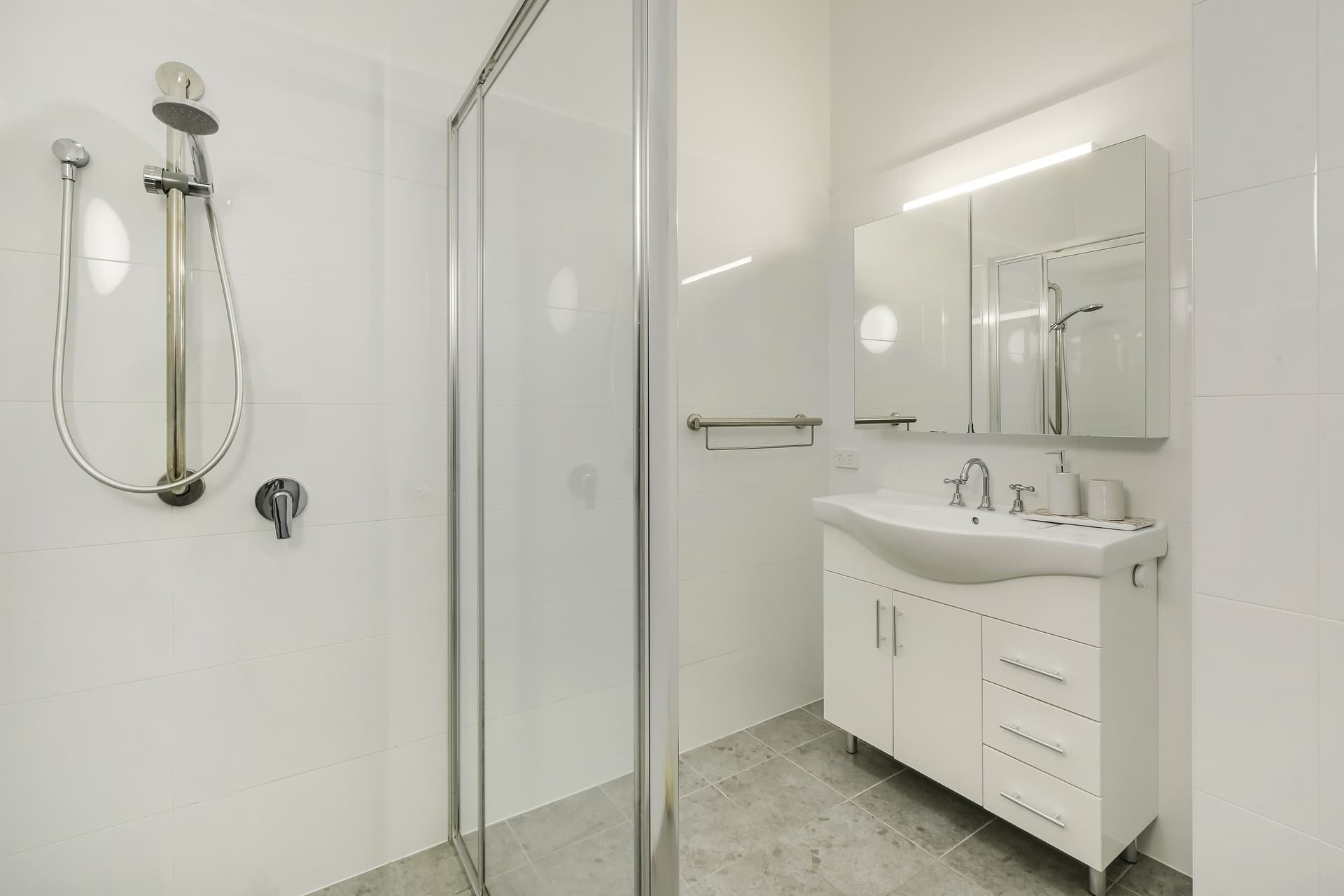62 Holcombe Avenue, Narara, Narara - Thumbnail 8