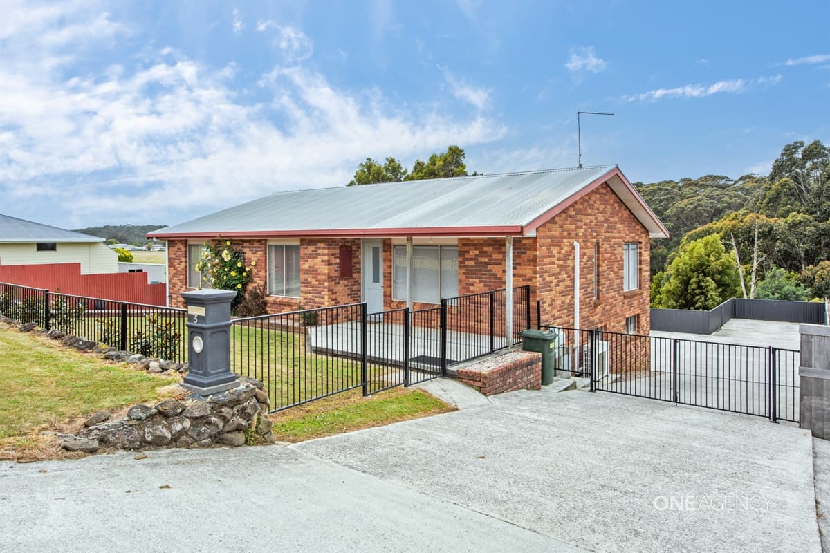5 Sampson Avenue, Smithton, Smithton - Image 1