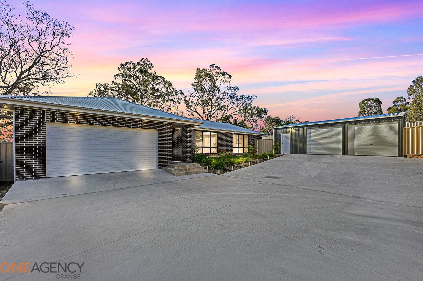 2/25 Hughes Street, Orange, Orange - Image 1