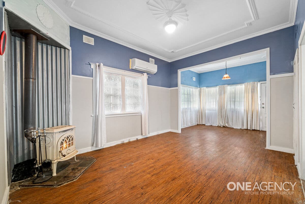 5 Springfield Crescent, Springwood, Springwood - Thumbnail 4
