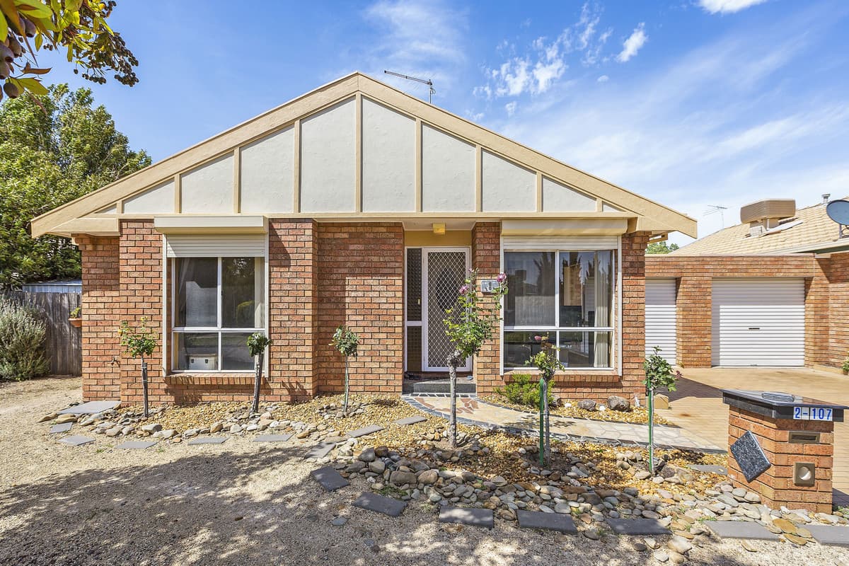 2/107 Seabrook Boulevard, Seabrook, Seabrook - Image 1