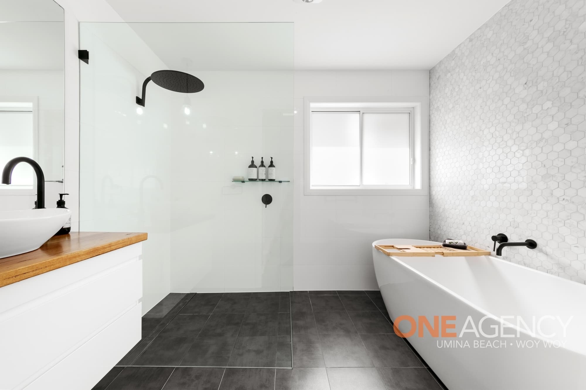 80 The Esplanade, Ettalong Beach, Ettalong Beach - Thumbnail 8