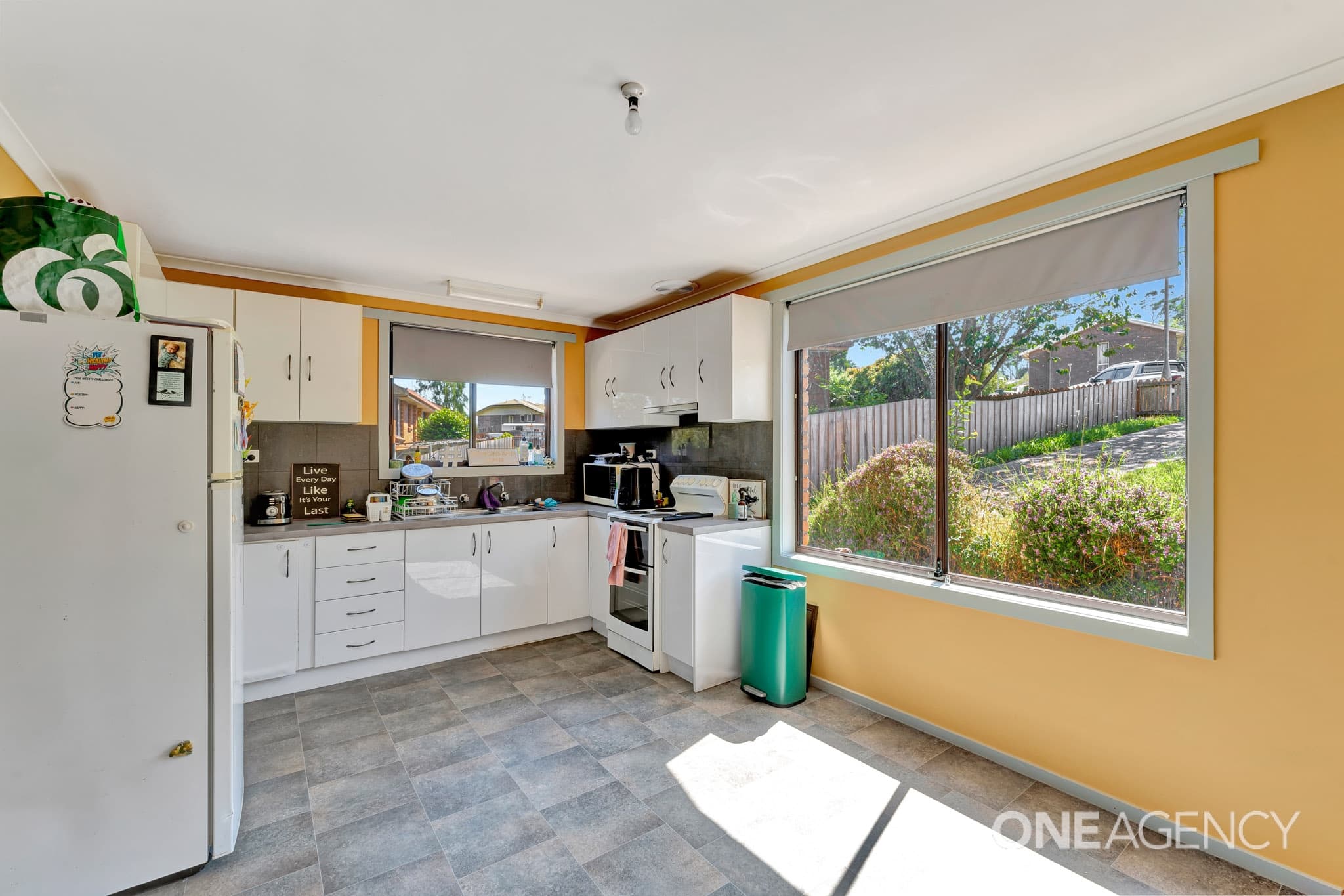 20 Garner Court, Shorewell Park, Shorewell Park - Thumbnail 2