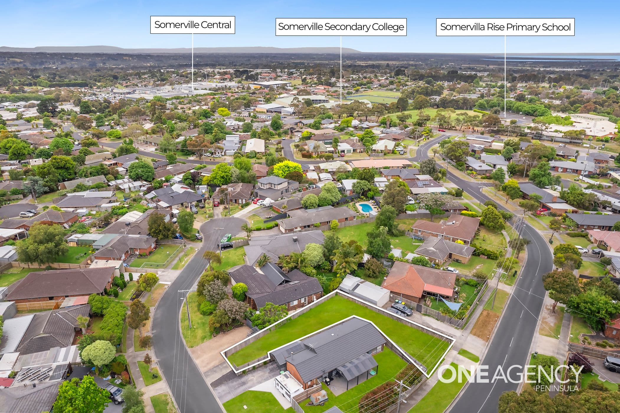 53A Pembroke Drive, Somerville, Somerville - Thumbnail 2