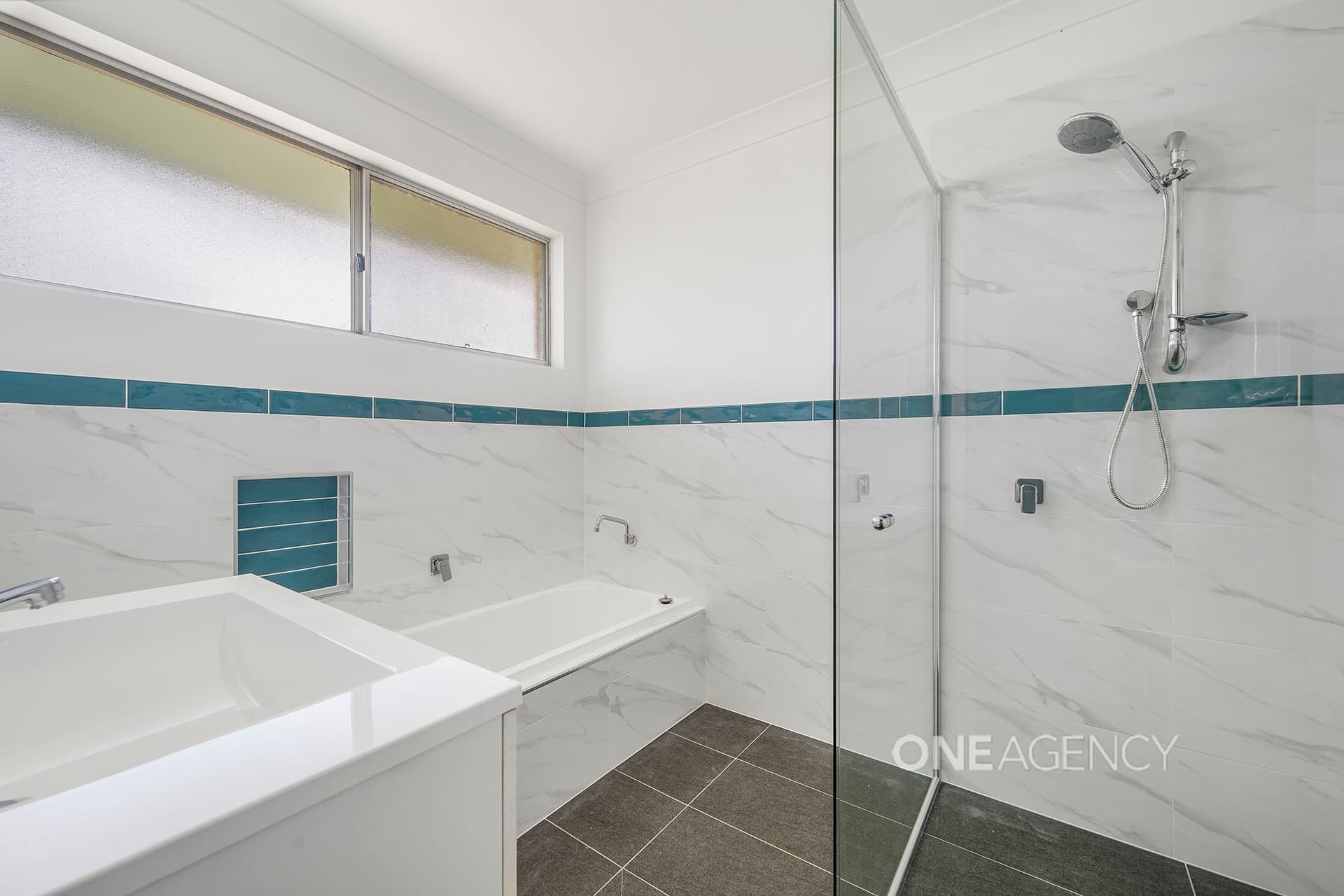 180 Cameron Street, Wauchope, Wauchope - Thumbnail 2