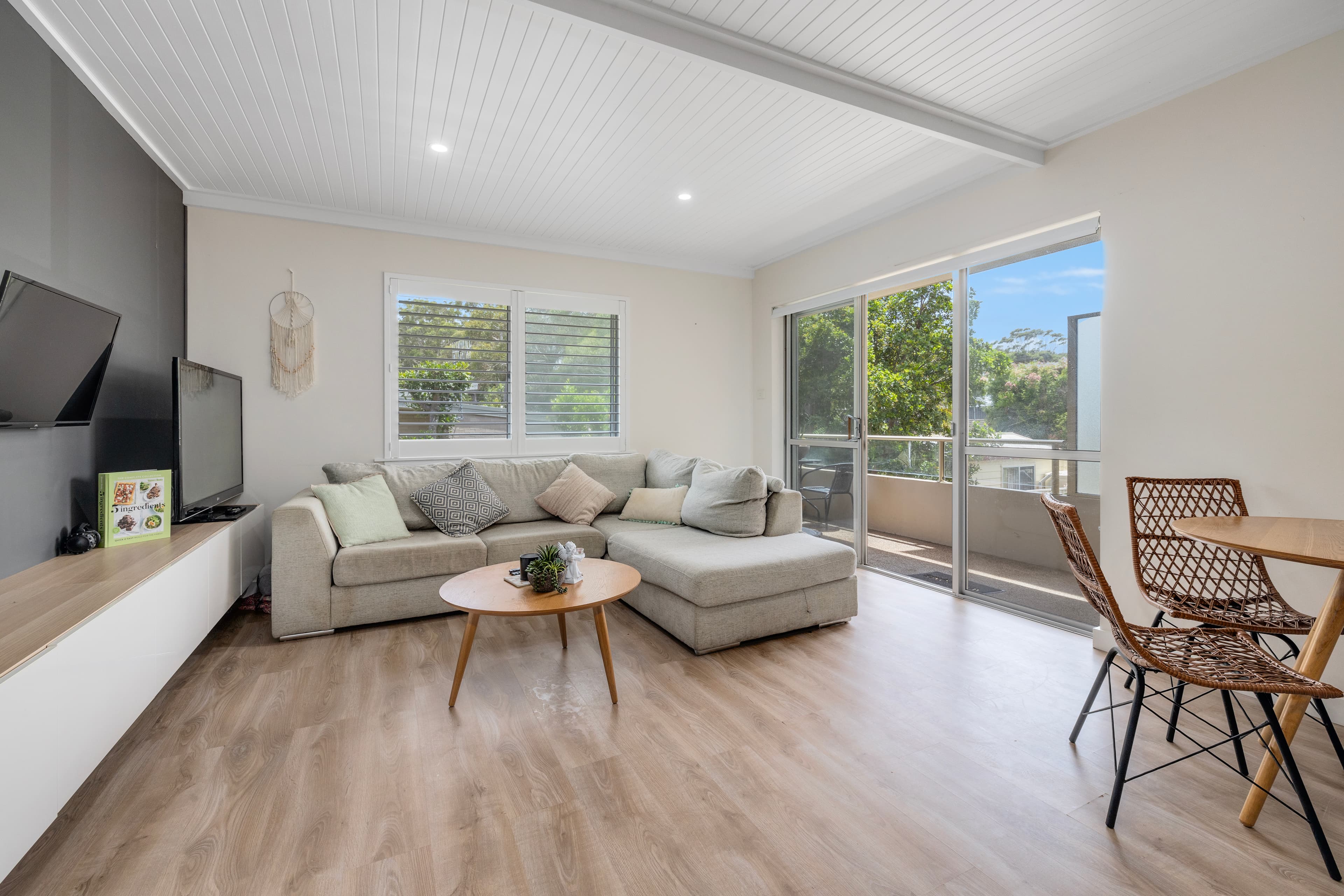 4/102 Camden Head Road, Dunbogan, Dunbogan - Image 1