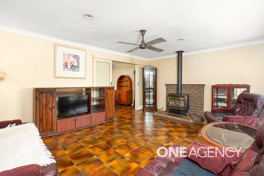 11 VESTEY Street, Wagga Wagga, Wagga Wagga - Thumbnail 2