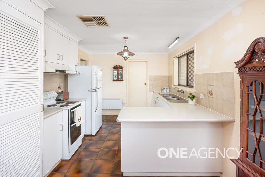 11 VESTEY Street, Wagga Wagga, Wagga Wagga - Thumbnail 4