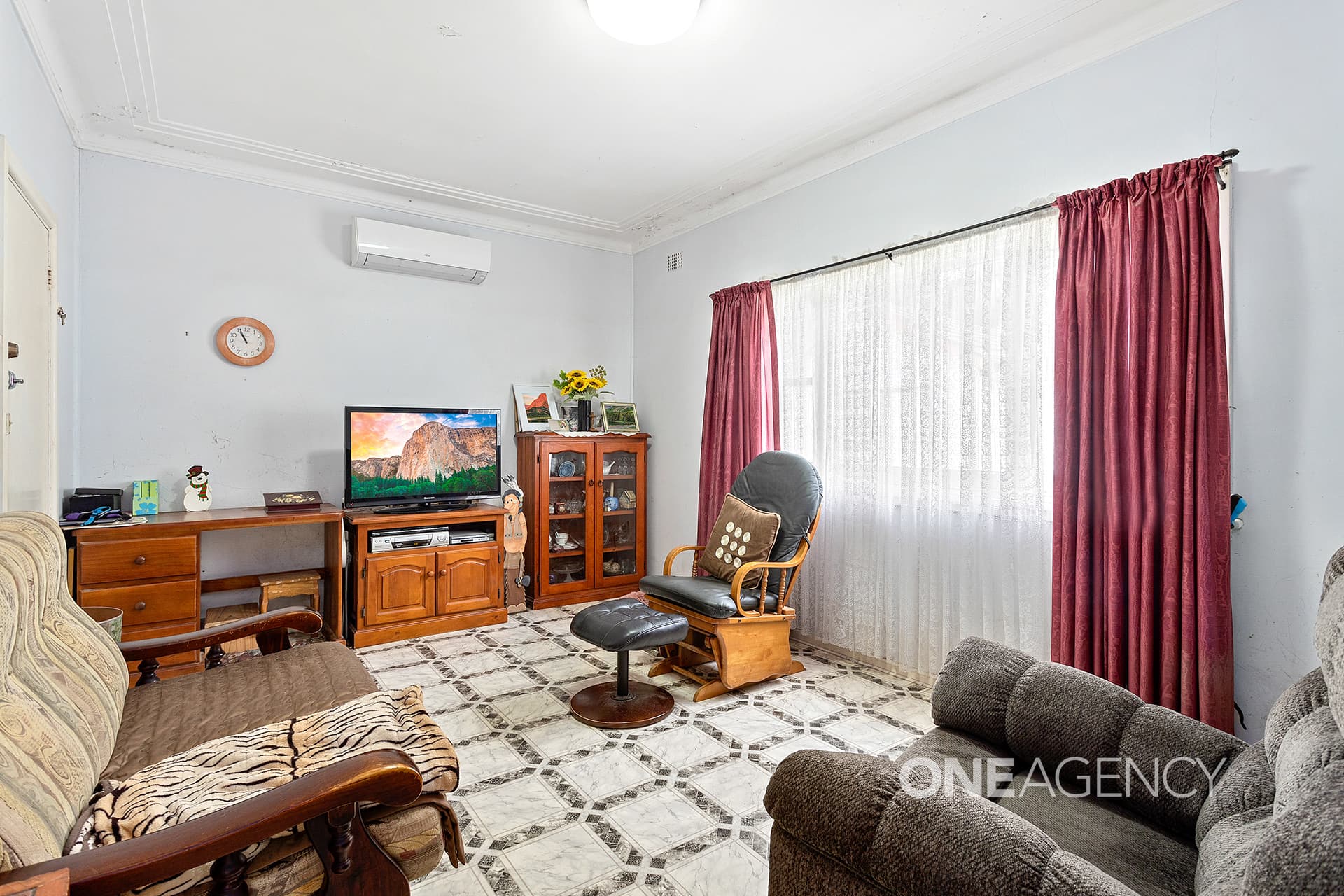 76 Lake Entrance Road, Oak Flats, Oak Flats - Thumbnail 2