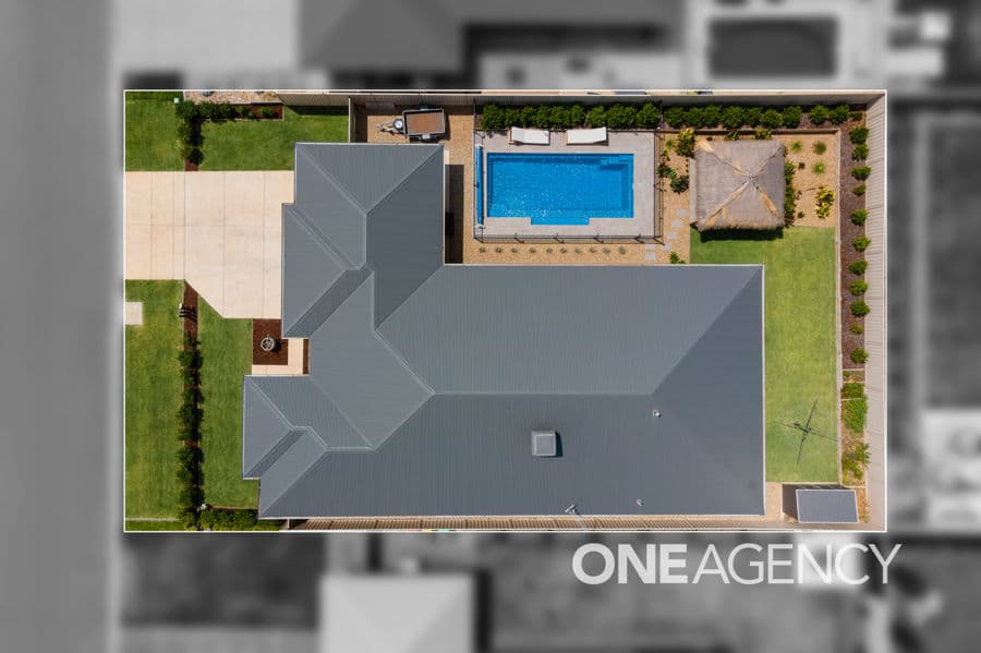 33 PARADISE Drive, Gobbagombalin, Gobbagombalin - Image 1