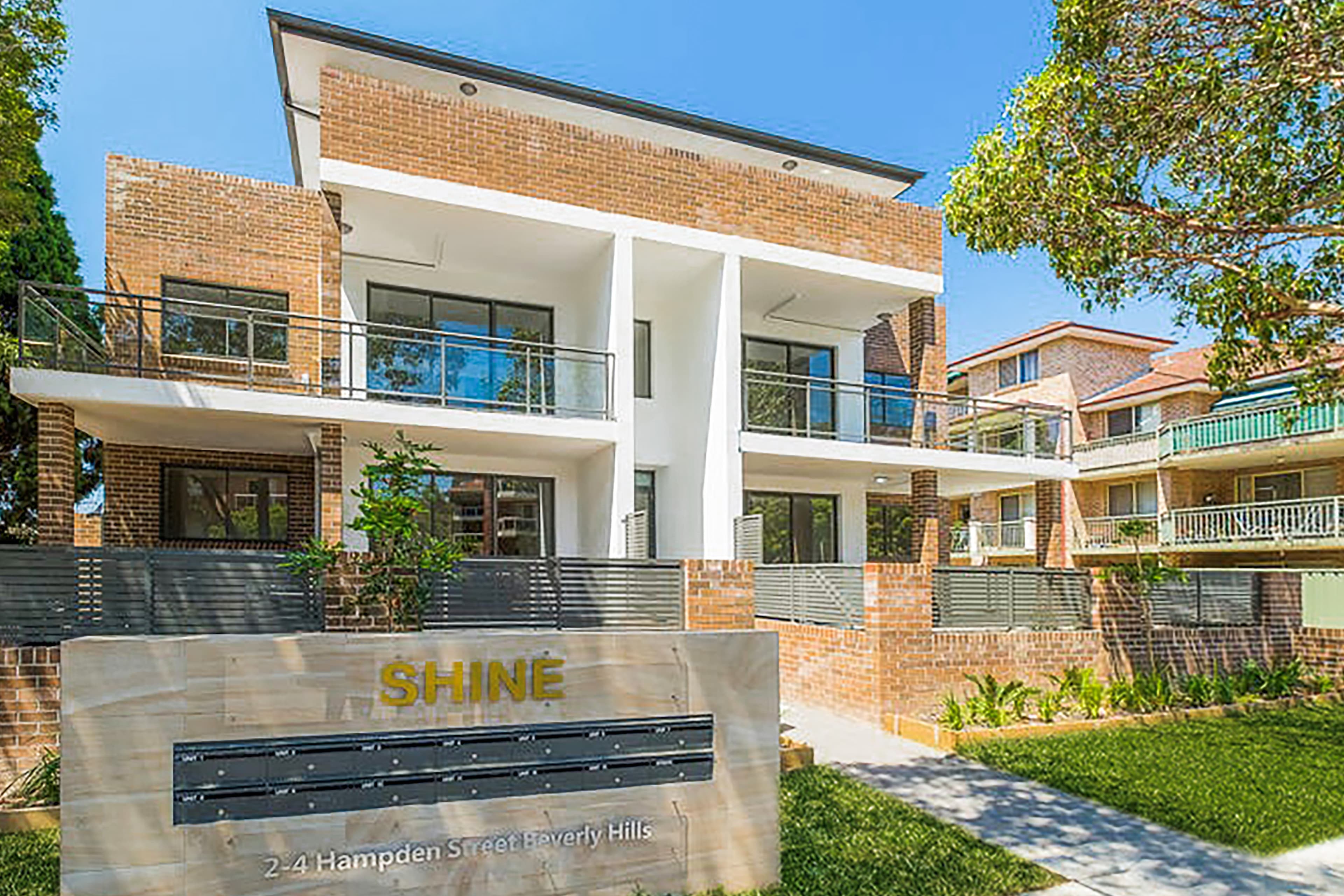 2/2 - 4  Hampden Street, Beverly Hills, Beverly Hills - Image 1