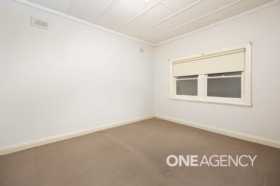 4 ATHOL Street, Turvey Park, Turvey Park - Thumbnail 4