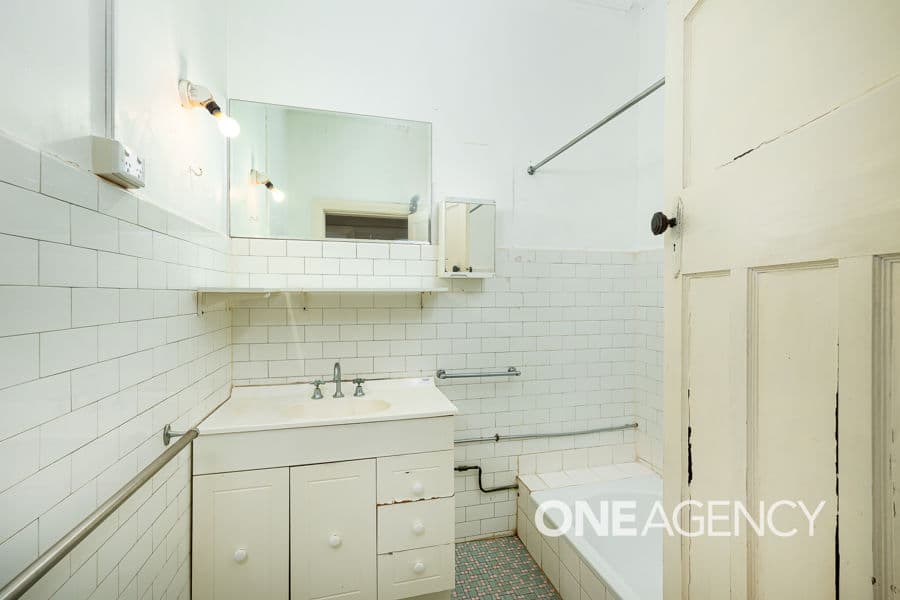 4 ATHOL Street, Turvey Park, Turvey Park - Thumbnail 7
