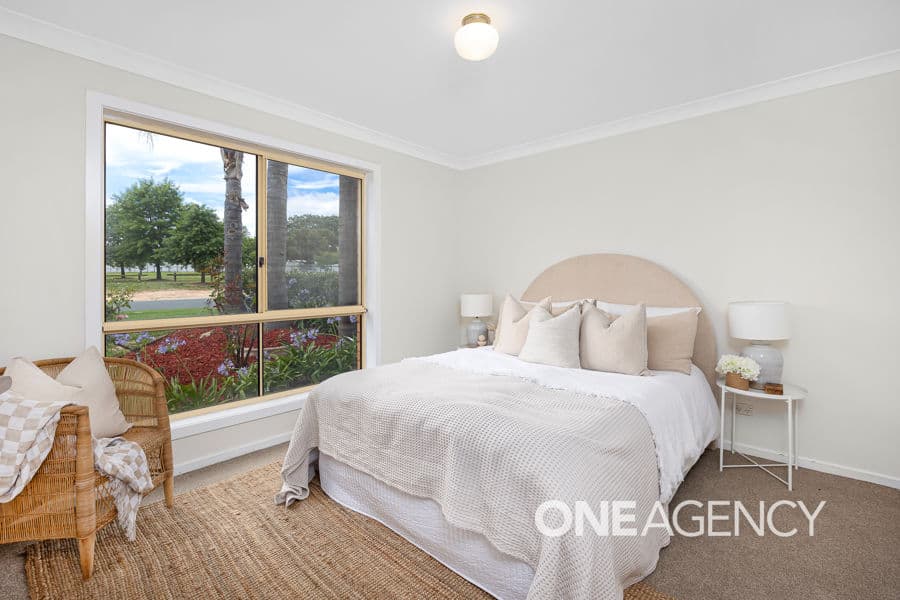 10 TRUSCOTT Drive, Ashmont, Ashmont - Thumbnail 8
