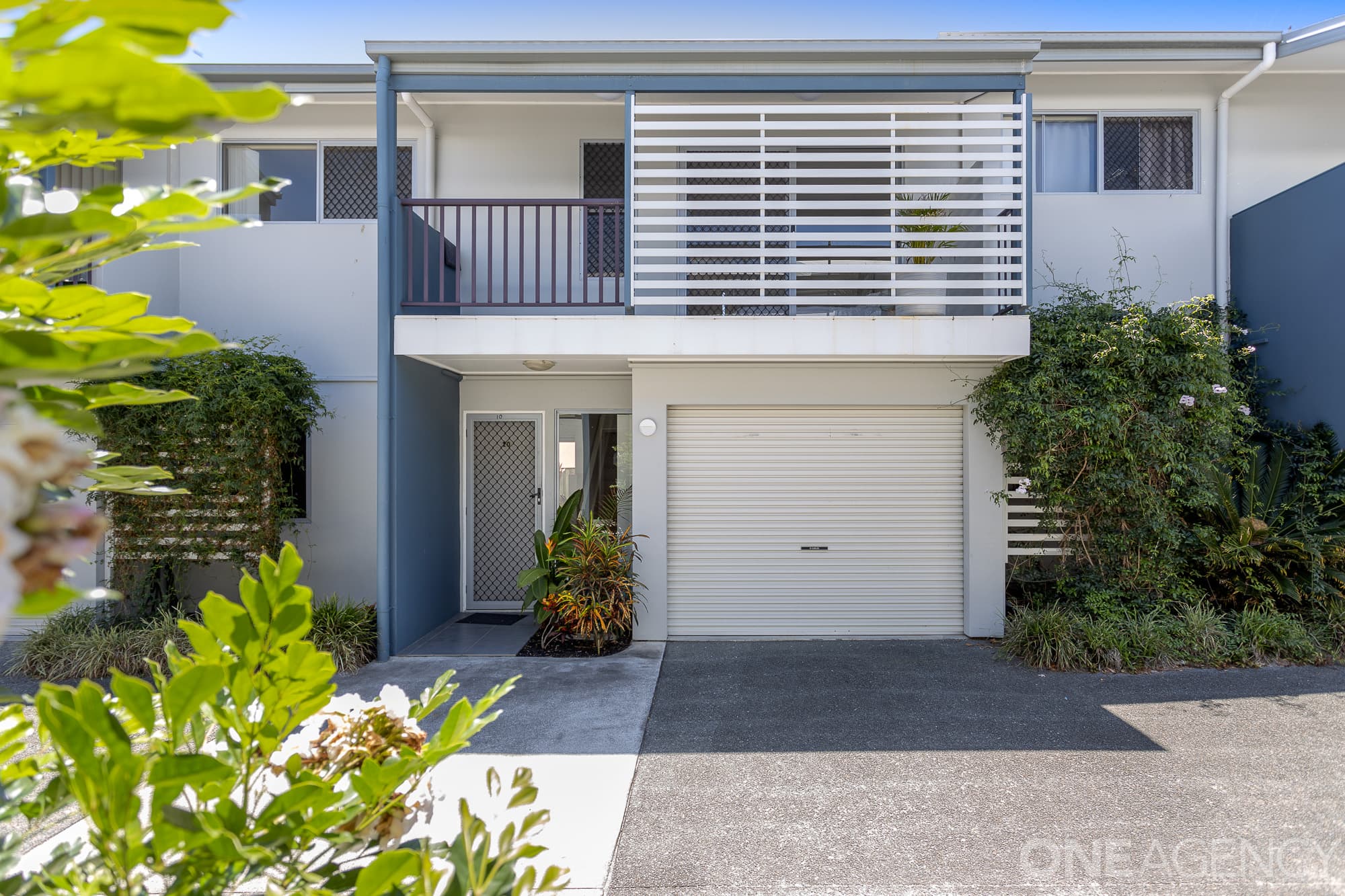 10/13-17 Caroline Street, Woody Point, Woody Point - Image 1