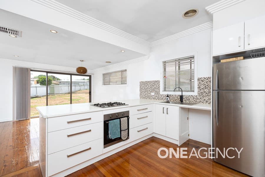3 NILMA Avenue, Mount Austin, Mount Austin - Thumbnail 3