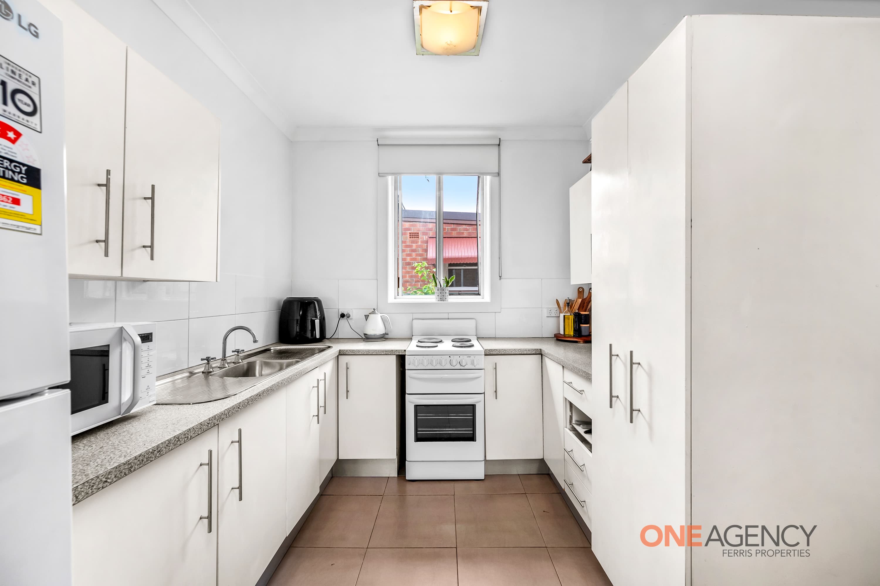 46 Kitchener Parade, Mayfield East, Mayfield East - Thumbnail 3