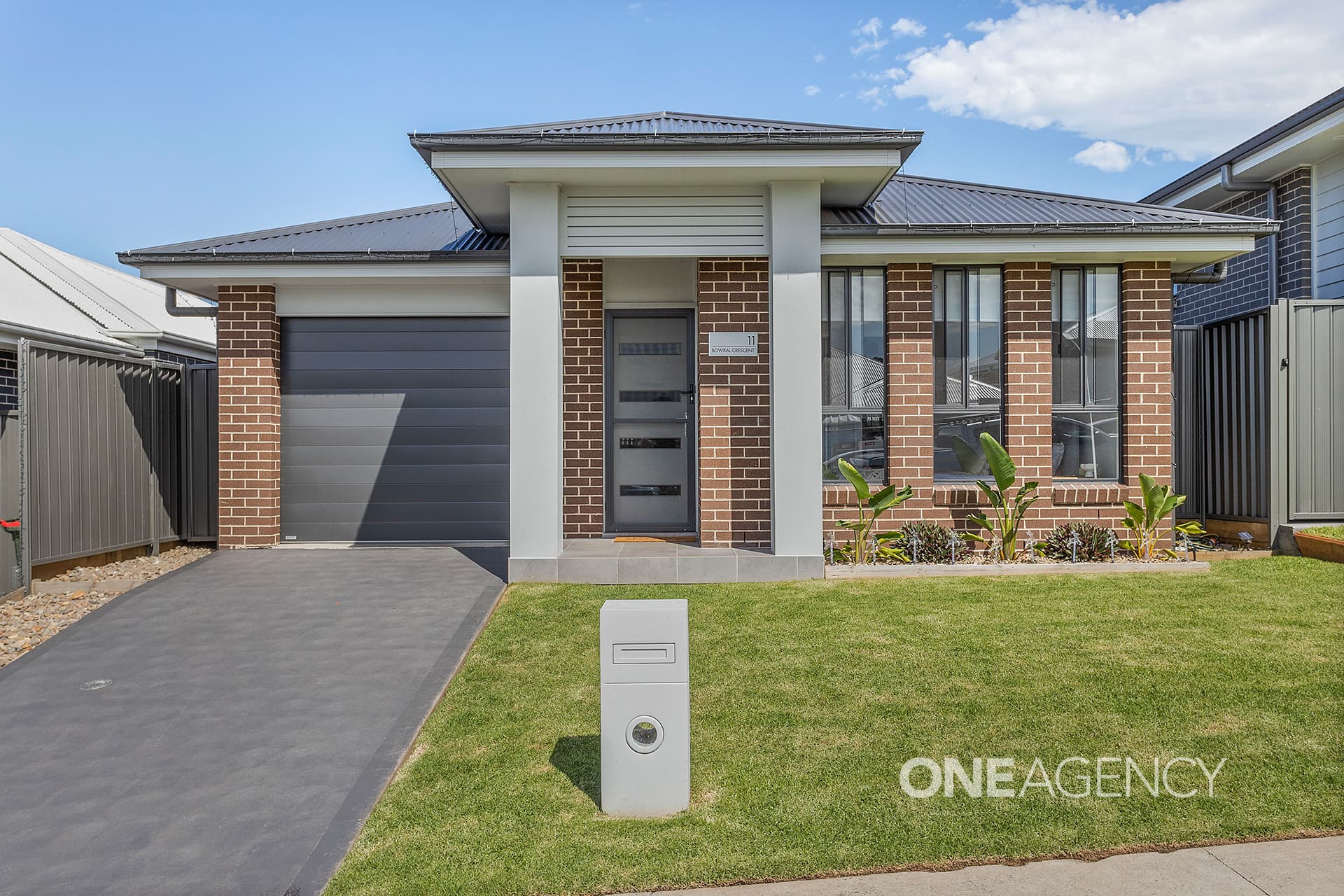 11 Bowral Crescent, Tullimbar, Tullimbar - Image 1
