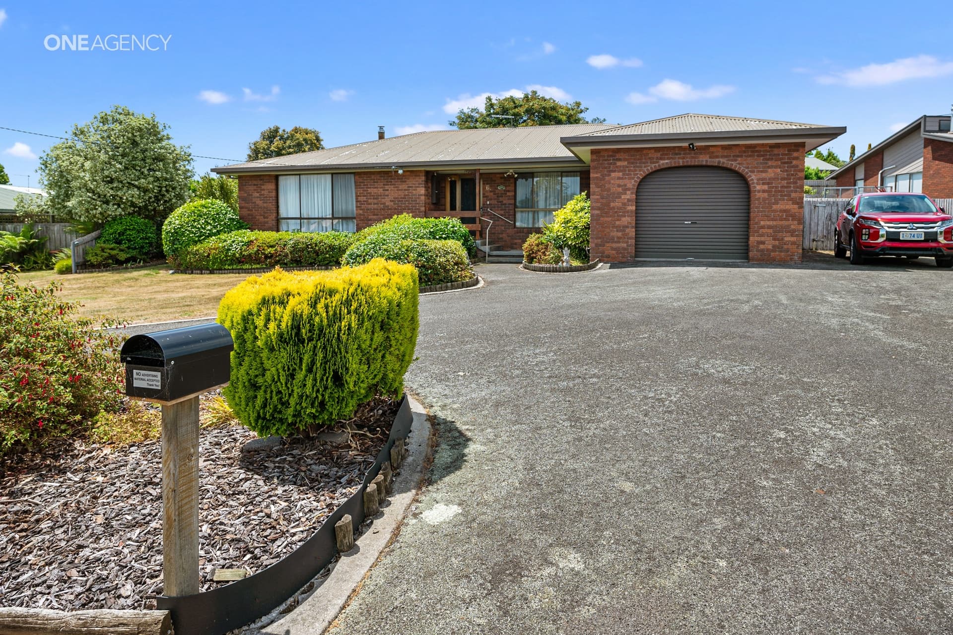 6 Bellevue Court, Ambleside, Ambleside - Thumbnail 2