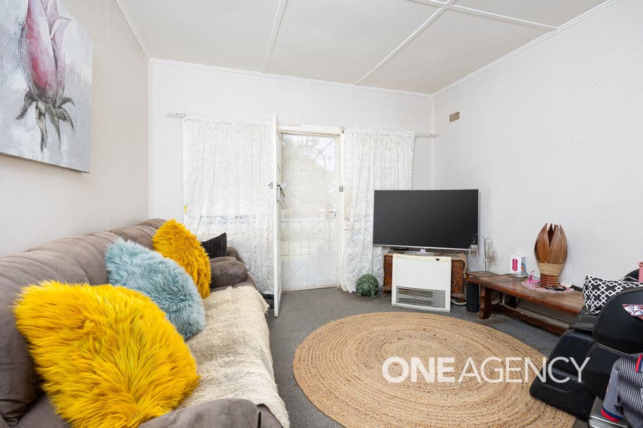 210 KINCAID Street, Wagga Wagga, Wagga Wagga - Thumbnail 2