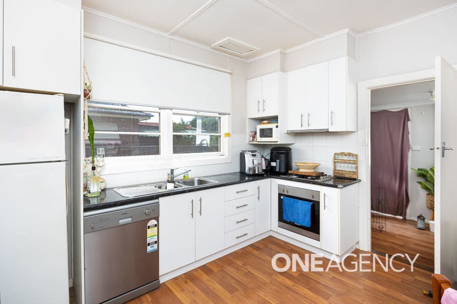 210 KINCAID Street, Wagga Wagga, Wagga Wagga - Thumbnail 3