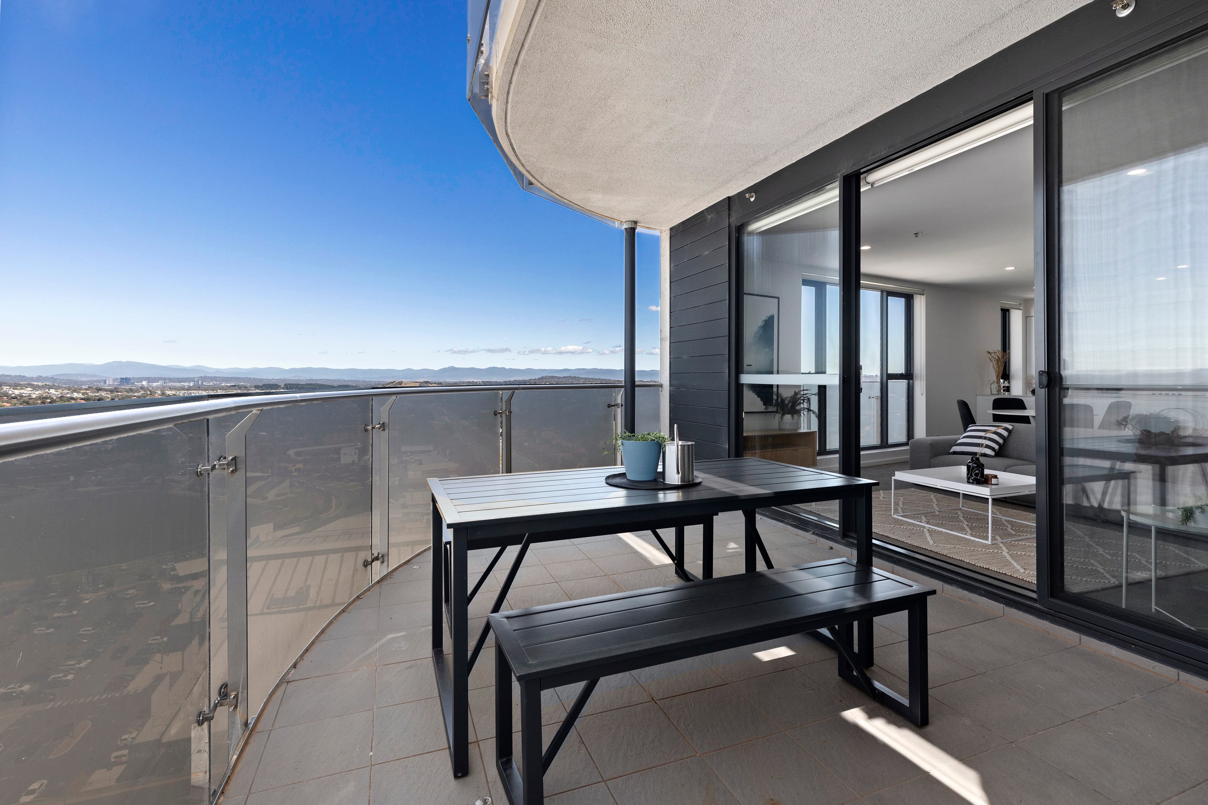 235/1 Anthony Rolfe Avenue, Gungahlin, Gungahlin - Thumbnail 4