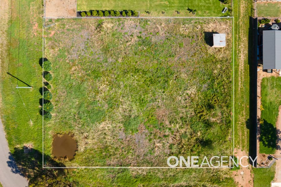 1 WALLACE Street, Coolamon, Coolamon - Thumbnail 2