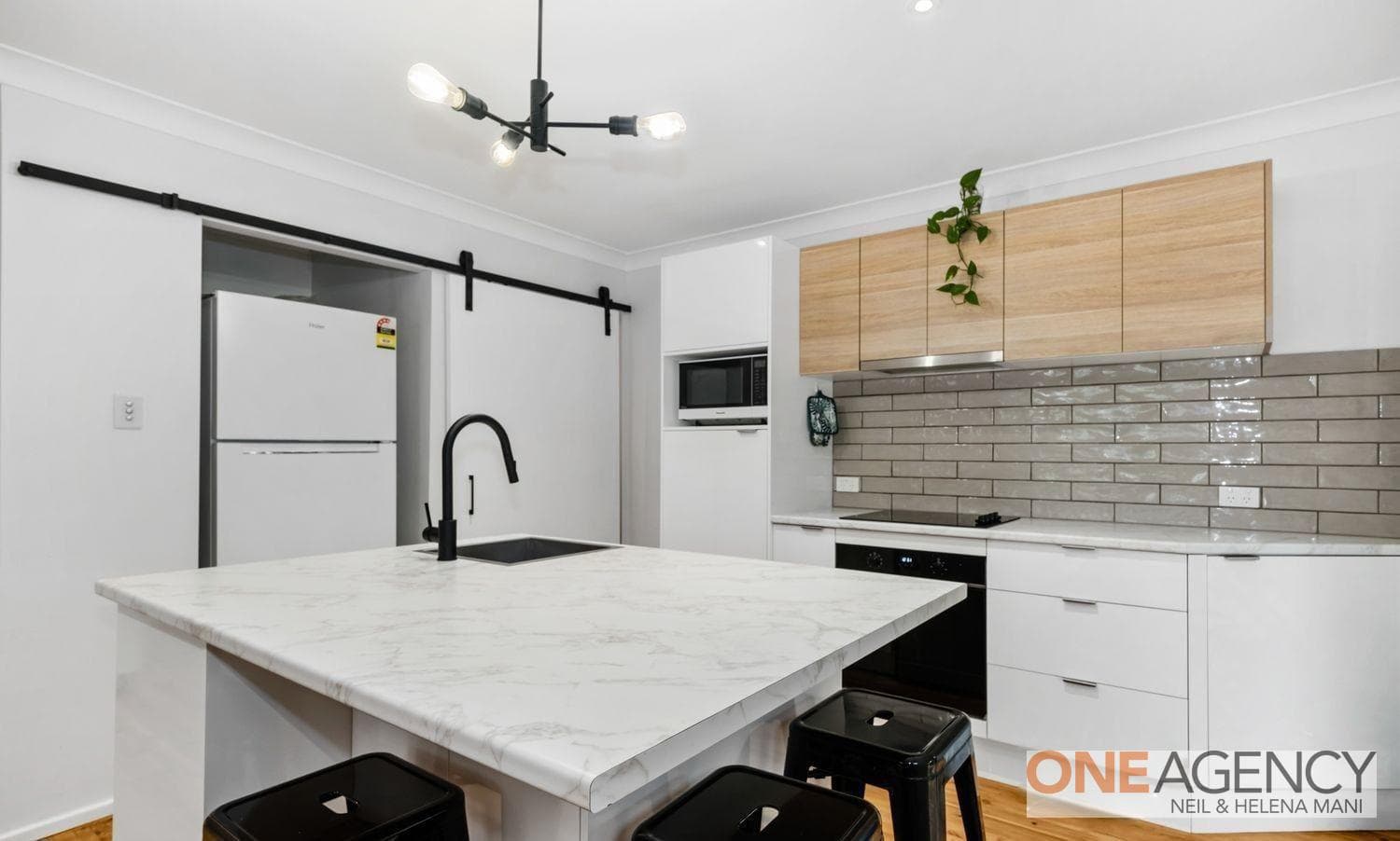 15 Yuroka Close, North Gosford, North Gosford - Thumbnail 3