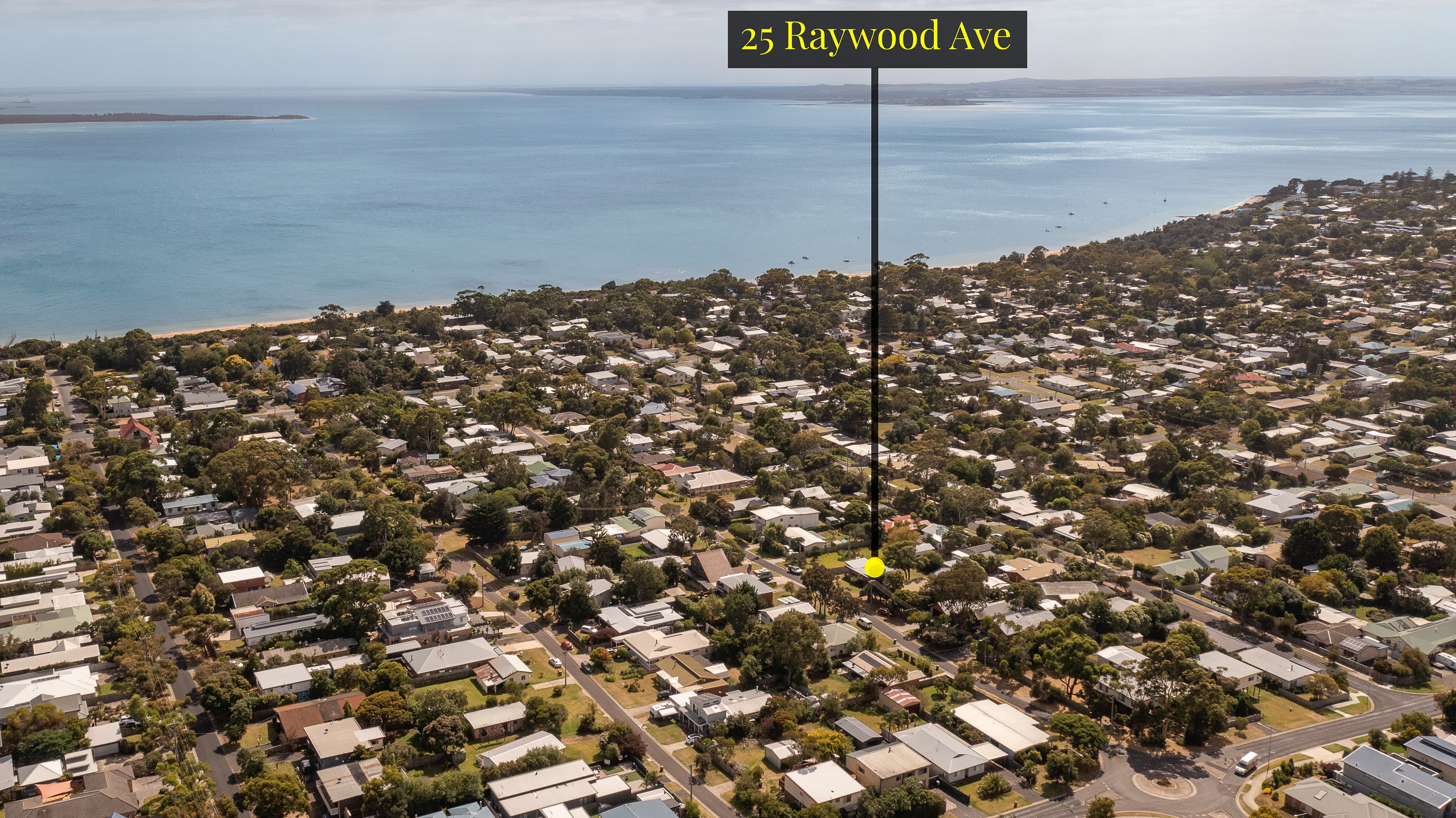 25 Raywood Avenue, Cowes, Cowes - Thumbnail 3