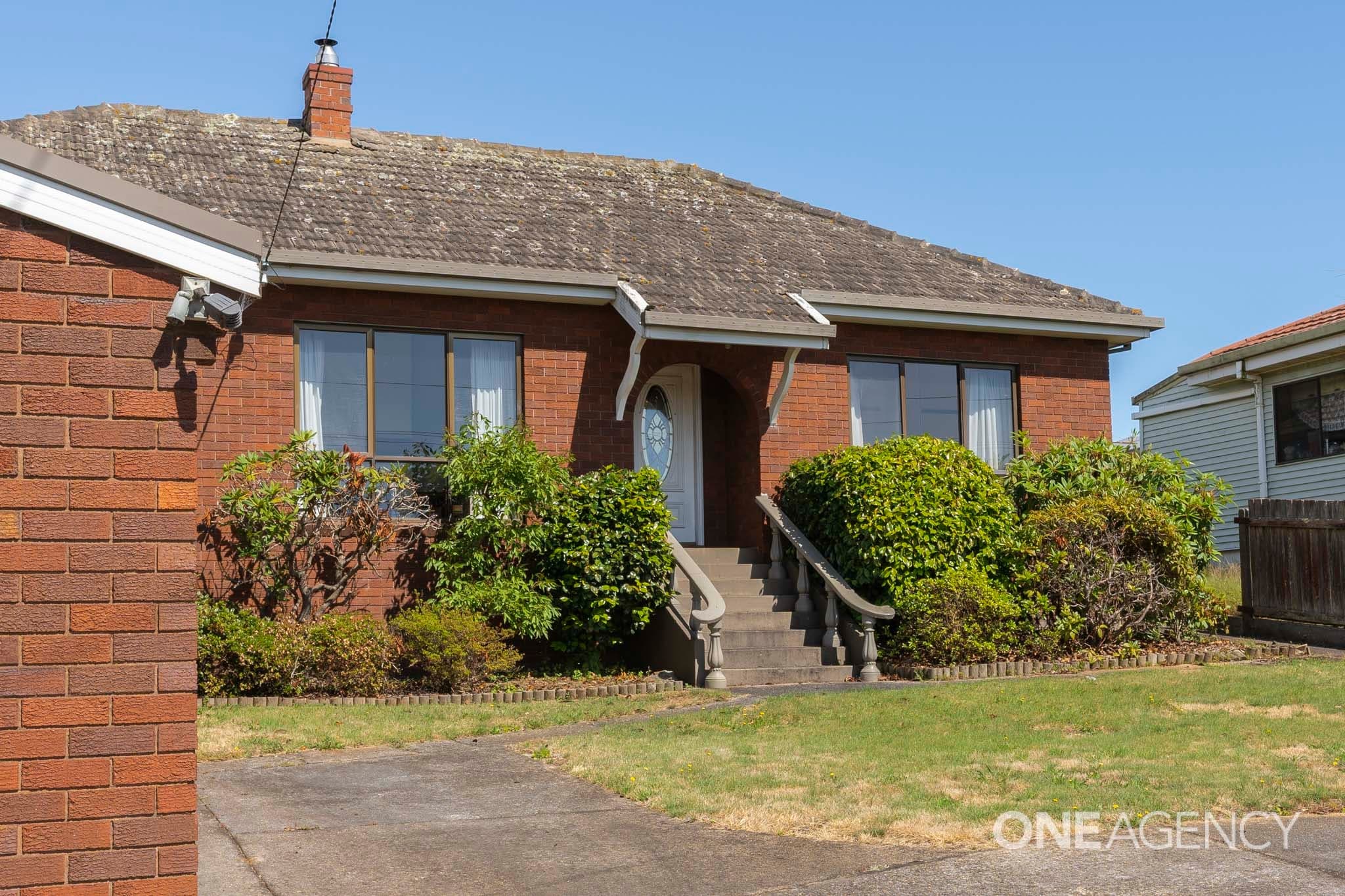302 Mount Street, Upper Burnie, Upper Burnie - Thumbnail 4