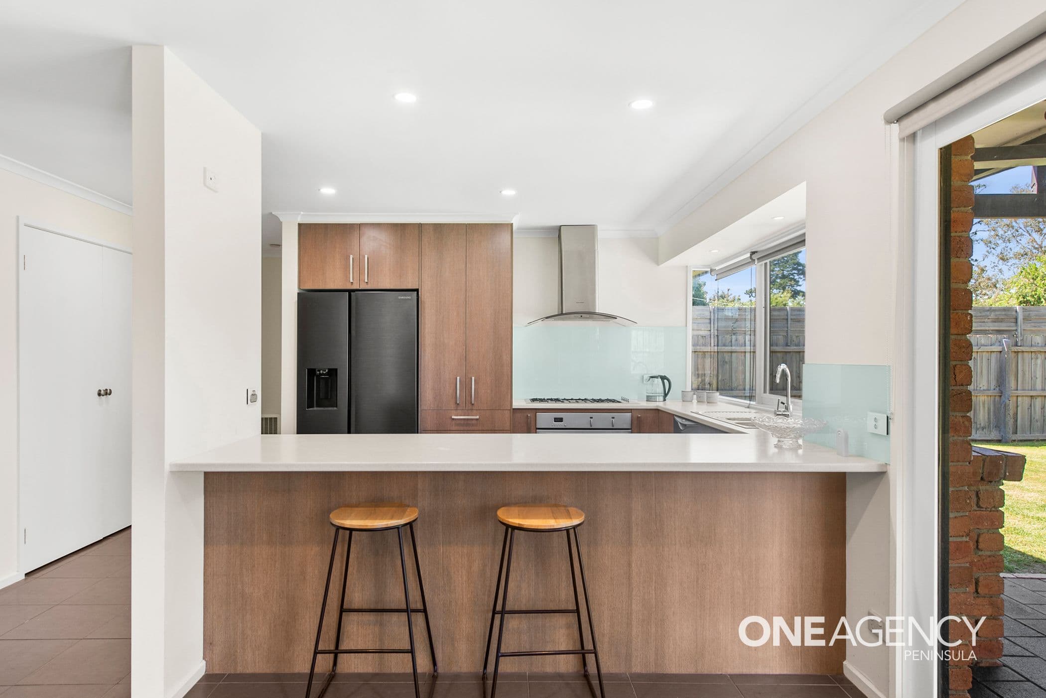 12 Norfolk Close, Somerville, Somerville - Thumbnail 2