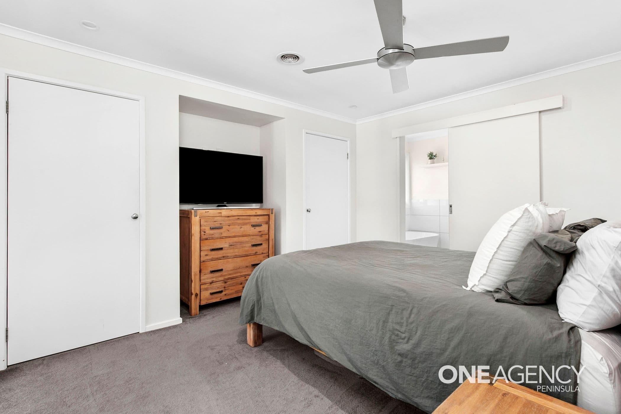 12 Norfolk Close, Somerville, Somerville - Thumbnail 5
