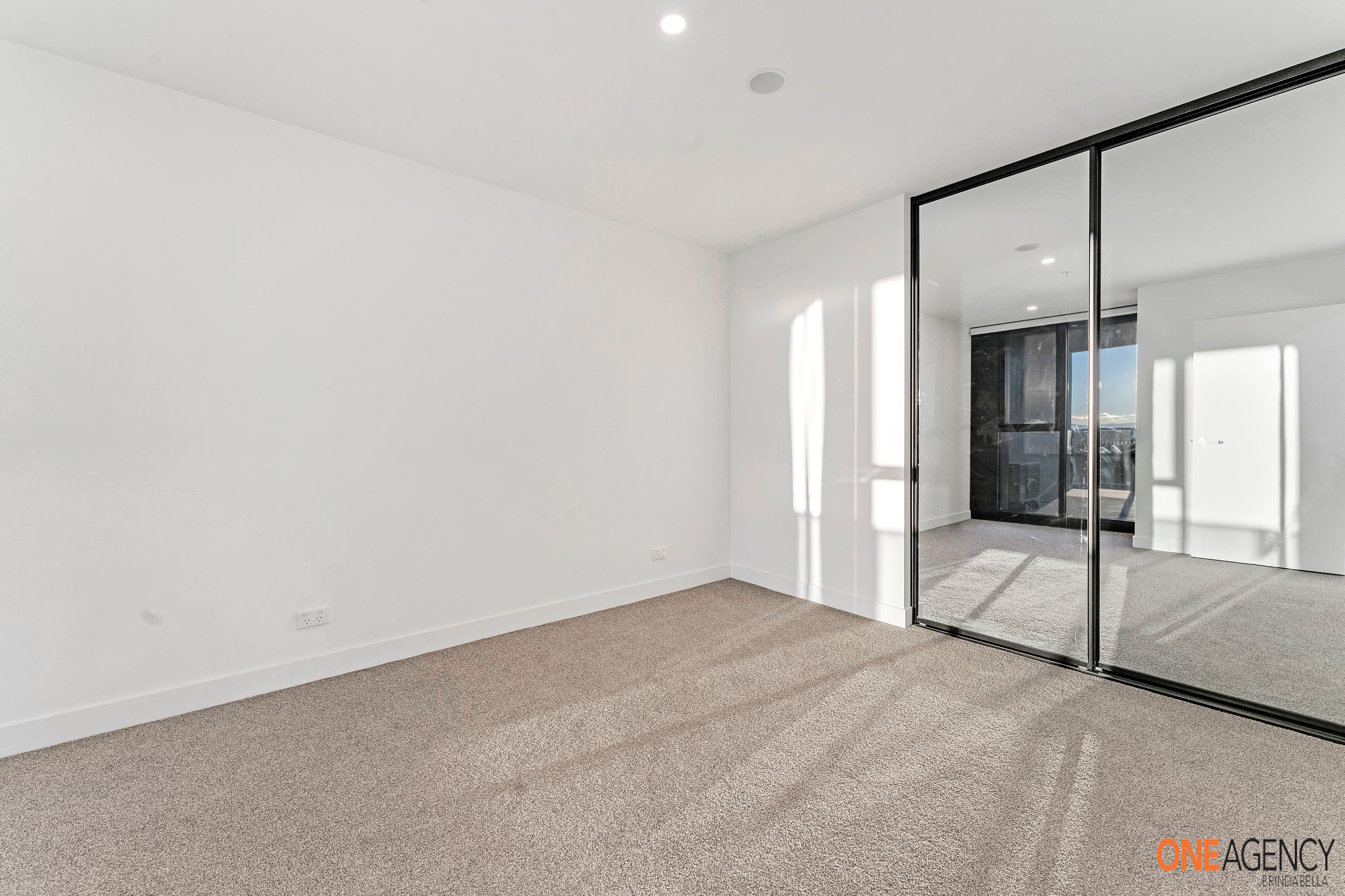 1905/2 Furzer   Street, Phillip, Phillip - Thumbnail 5