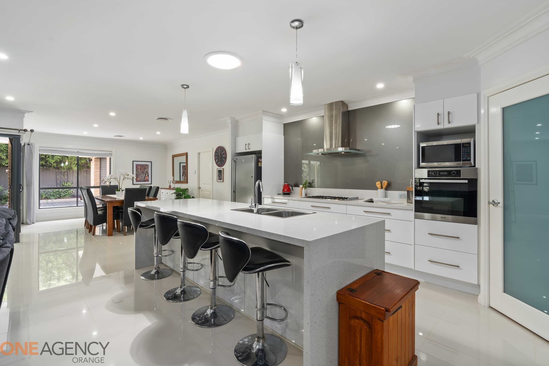 19 Beech Crescent, Orange, Orange - Thumbnail 4