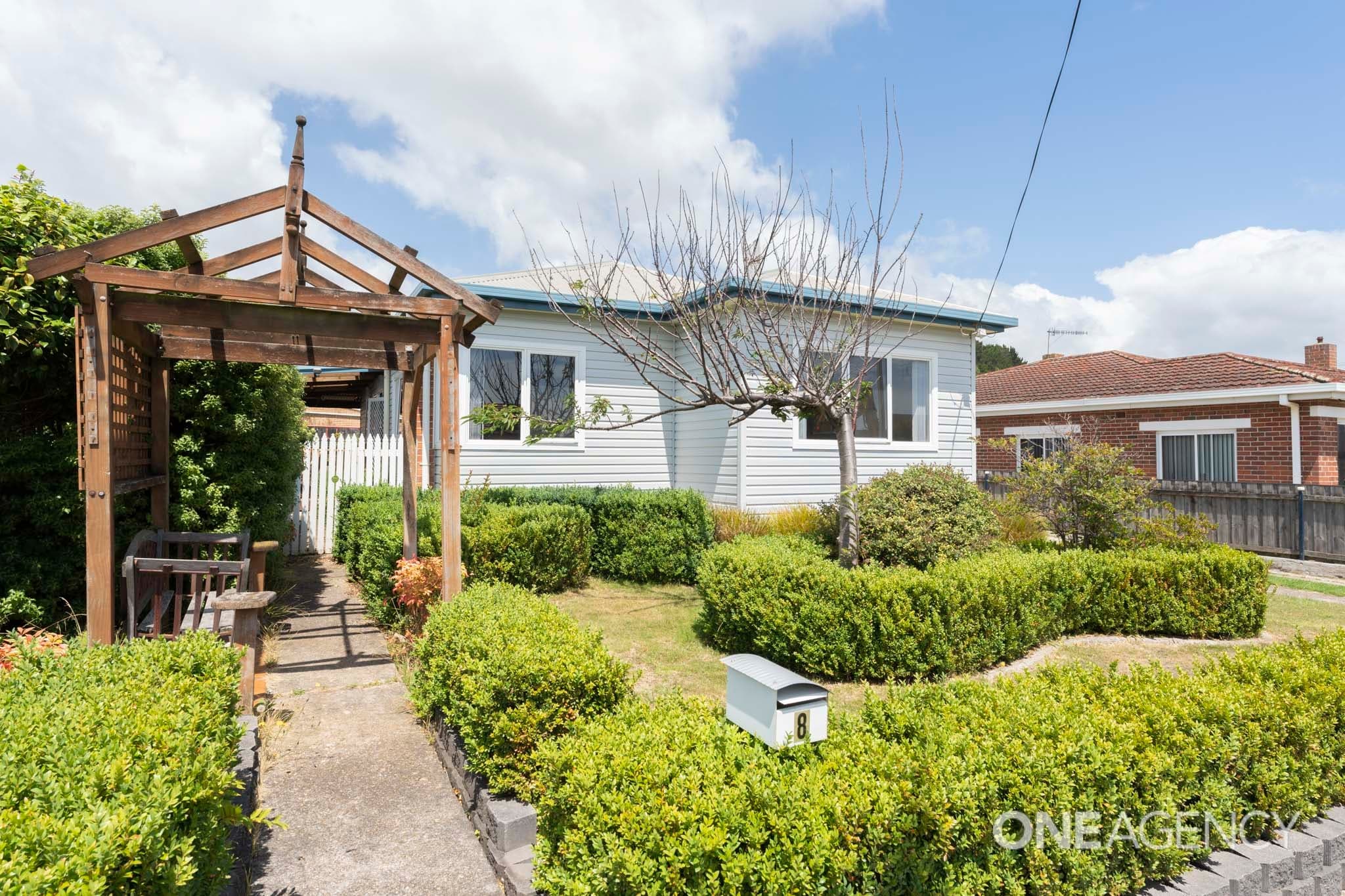 8 Speed Street, Cooee, Cooee - Image 1